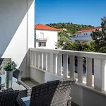 Luxury Alkar With Swimming Pool Razanj
