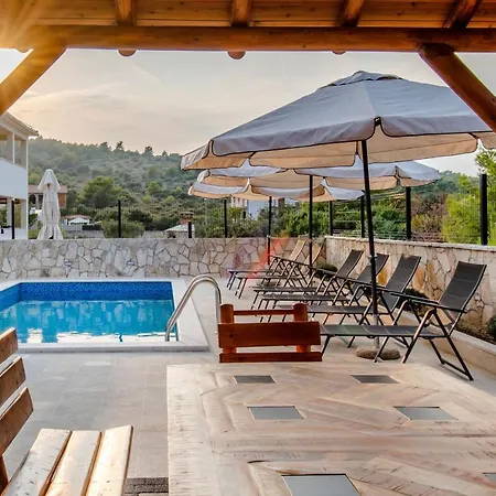 Apartment Luxury Alkar With Swimming Pool *