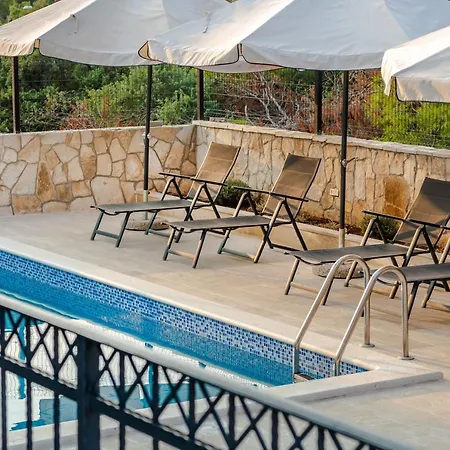 Luxury Alkar With Swimming Pool