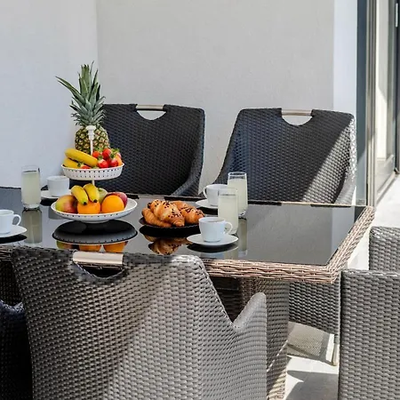 Luxury Alkar With Swimming Pool Apartment Razanj