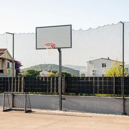 Luxury Alkar With Swimming Pool Daire *