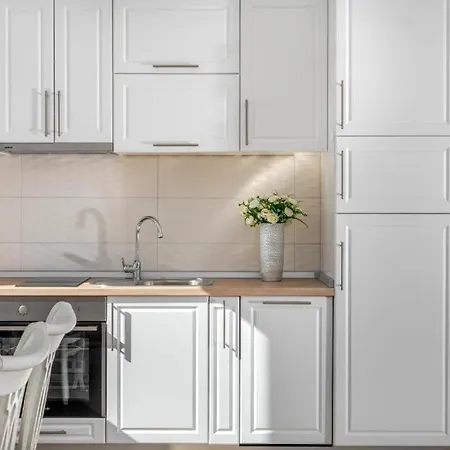 Luxury Alkar With Swimming Pool Apartment *