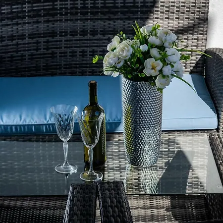 Apartament Luxury Alkar With Swimming Pool *