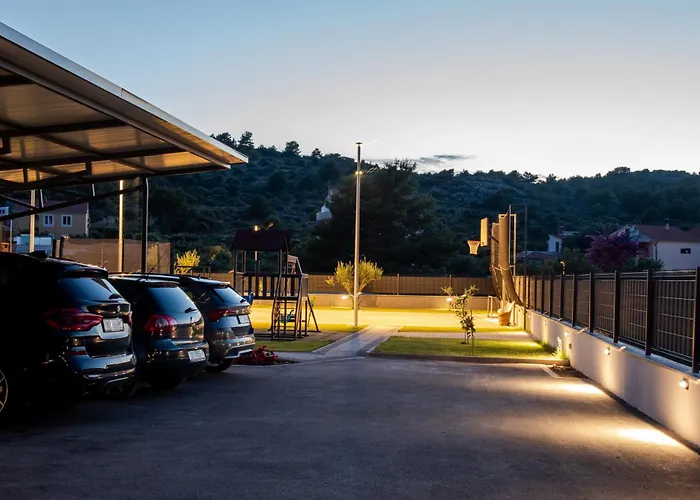 Daire Luxury Alkar With Swimming Pool Ražanj