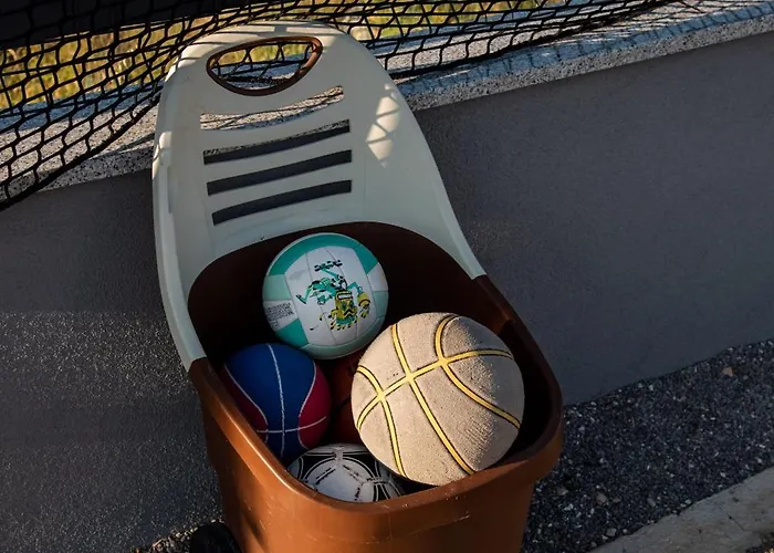 Luxury Alkar With Swimming Pool Lägenhet Ražanj