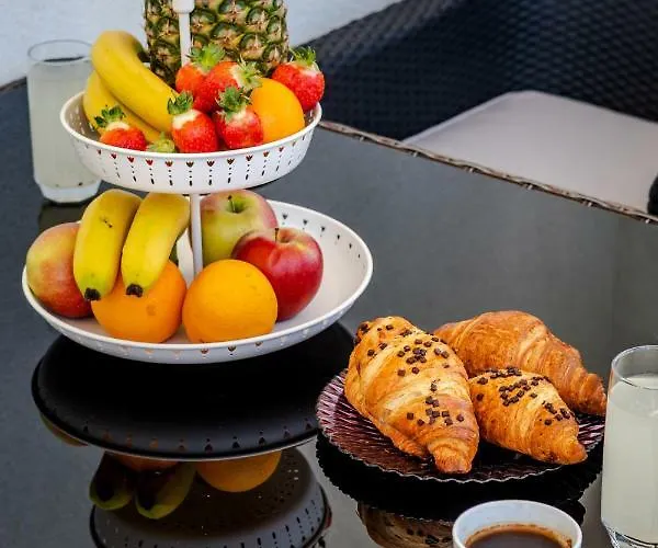 Luxury Alkar With Swimming Pool Lägenhet Ražanj