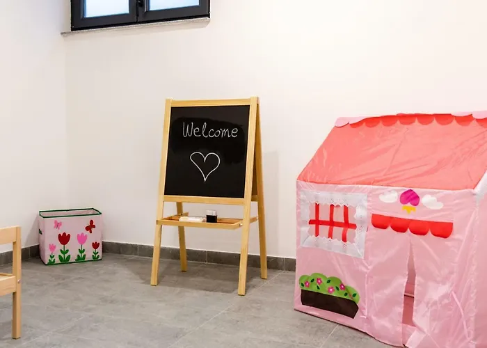 Daire Luxury Alkar With Swimming Pool *