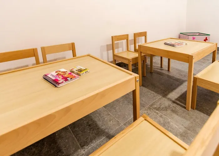 شقة Luxury Alkar With Swimming Pool *