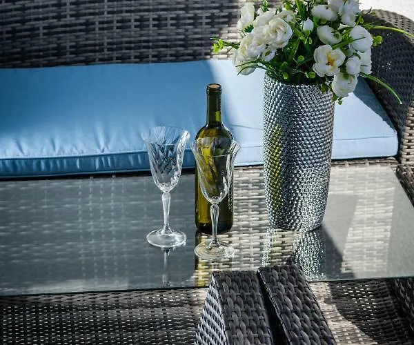 Luxury Alkar With Swimming Pool Daire *